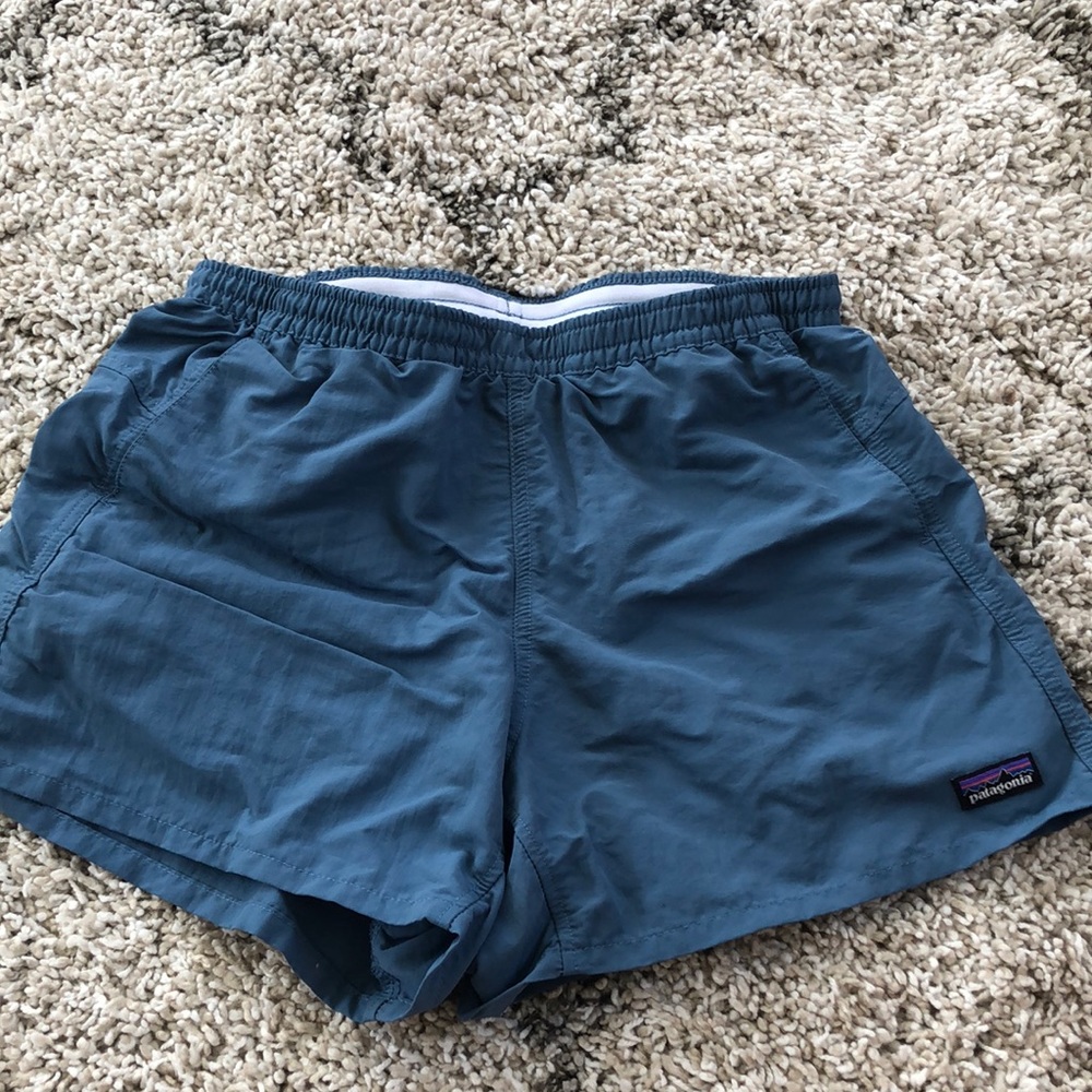 Patagonia baggie shorts